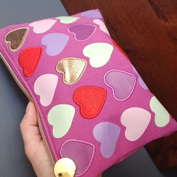 Cosmetic bag - Picture 12 of 12